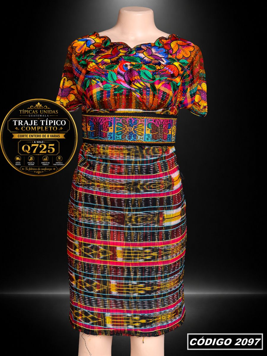 Trajes Típicos Completos | Diseños Únicos y Exclusivos